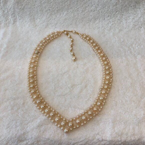 Jewelry - Faux Pearl Necklace with Clasp